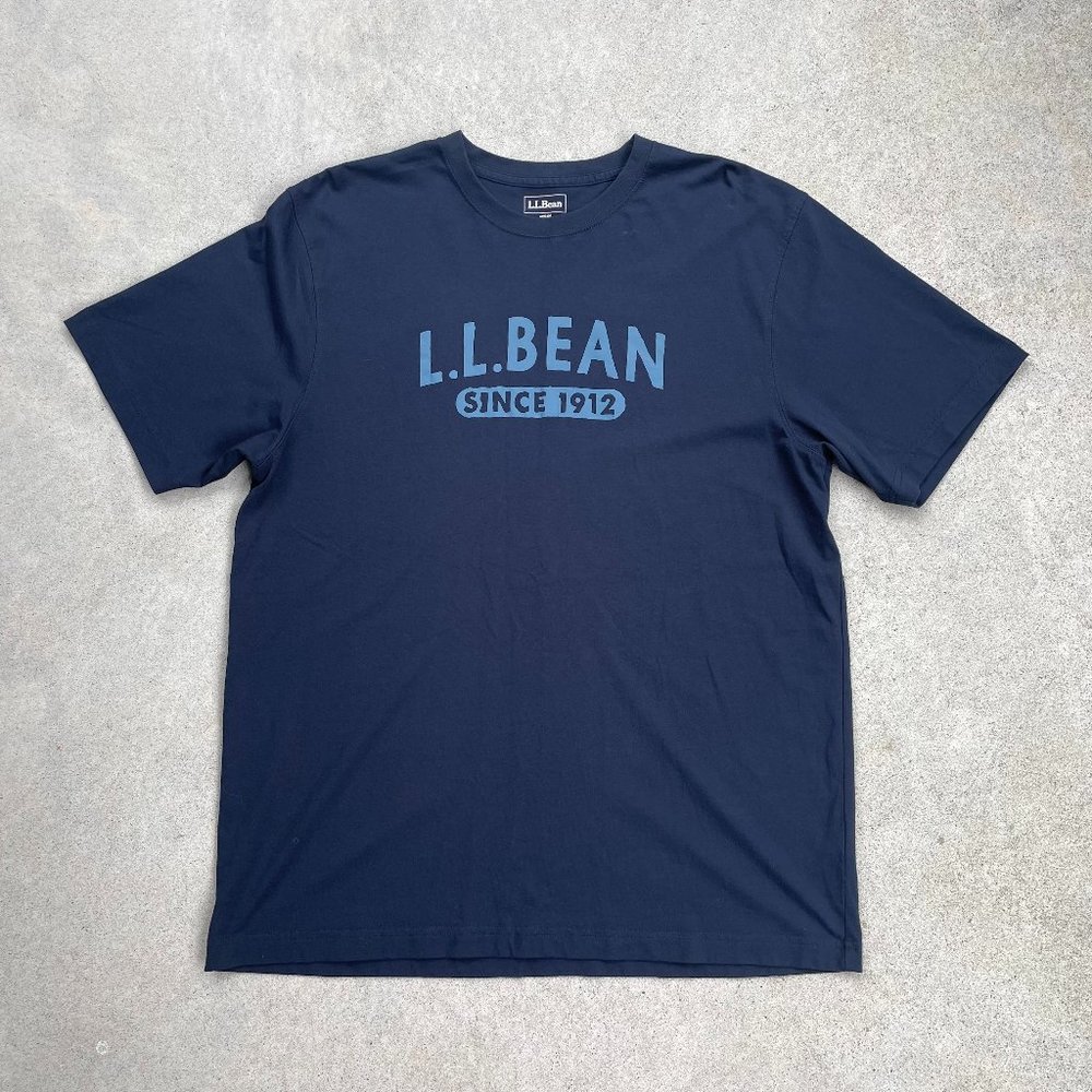L.L. Bean Navy Blue T-Shirt - size L